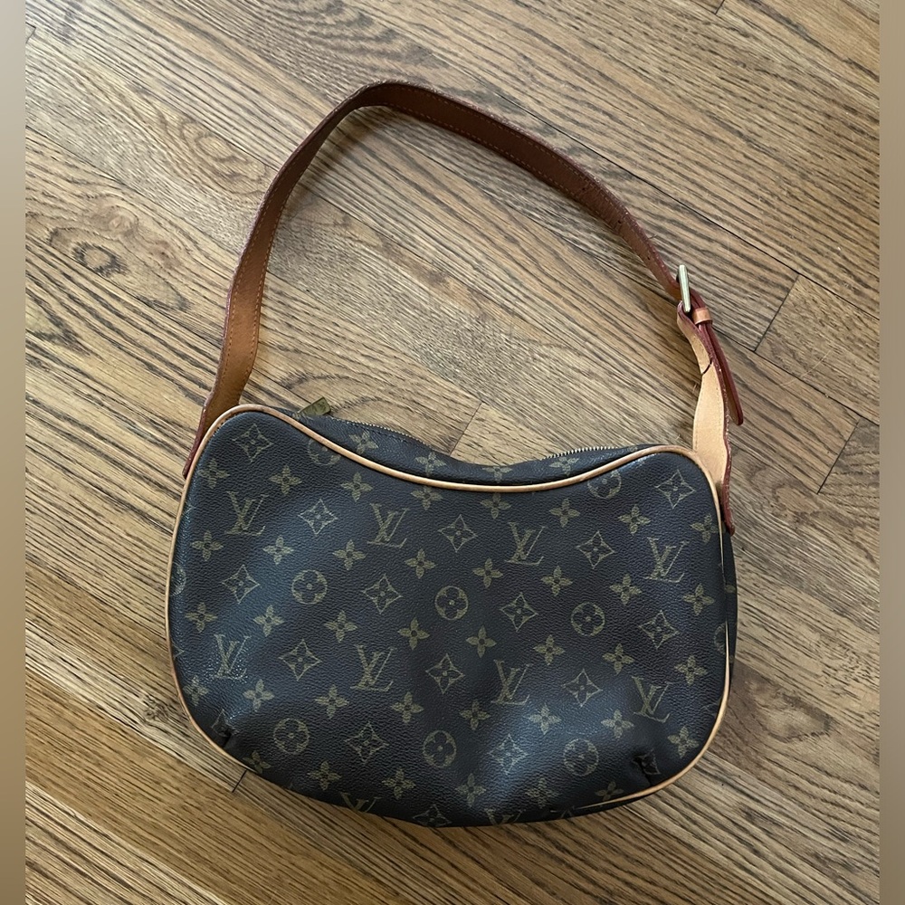 Louis Vuitton Vintage Monogram Croissant MM